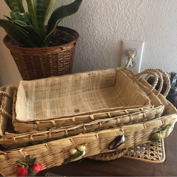 Hand Crafted Kitchen Vintage Woven Raffia Rattan Pryrex Casserole
